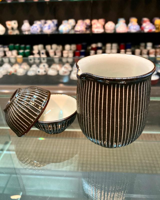 父の日によせて… For Father’s Day…. 从父亲节…. #京都 #清水焼 #父の日 #冷酒器 #片口 #盃 #プレゼント #kyoto #kiyomizuyaki #sake #fathersday #present #礼物 #父亲节